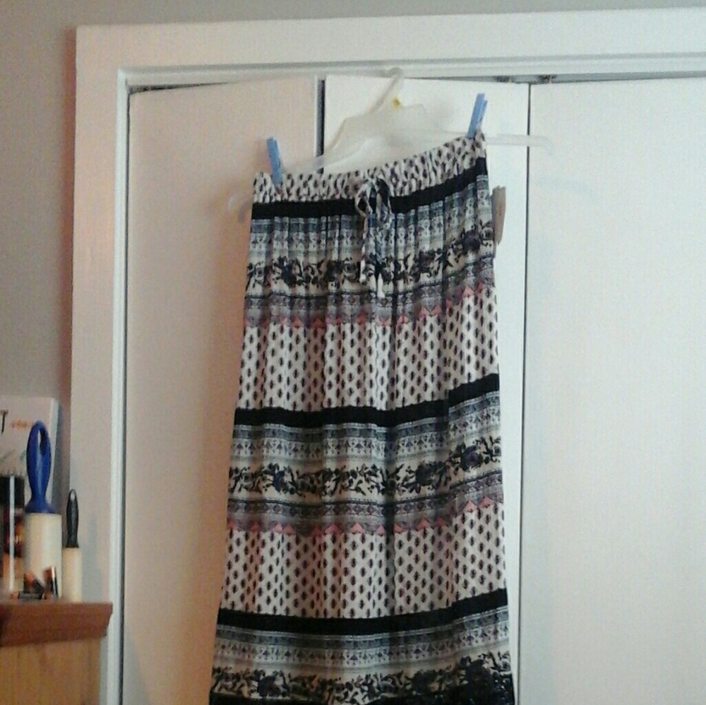 Joe B brand skirt